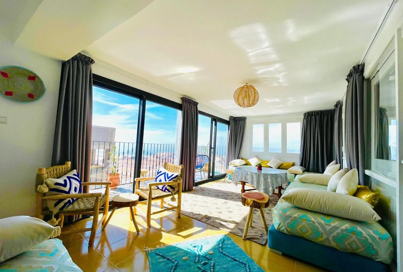 Villa Vue Mer Tamraght Avec Piscine Et Terrasses 15 Lits Agadir